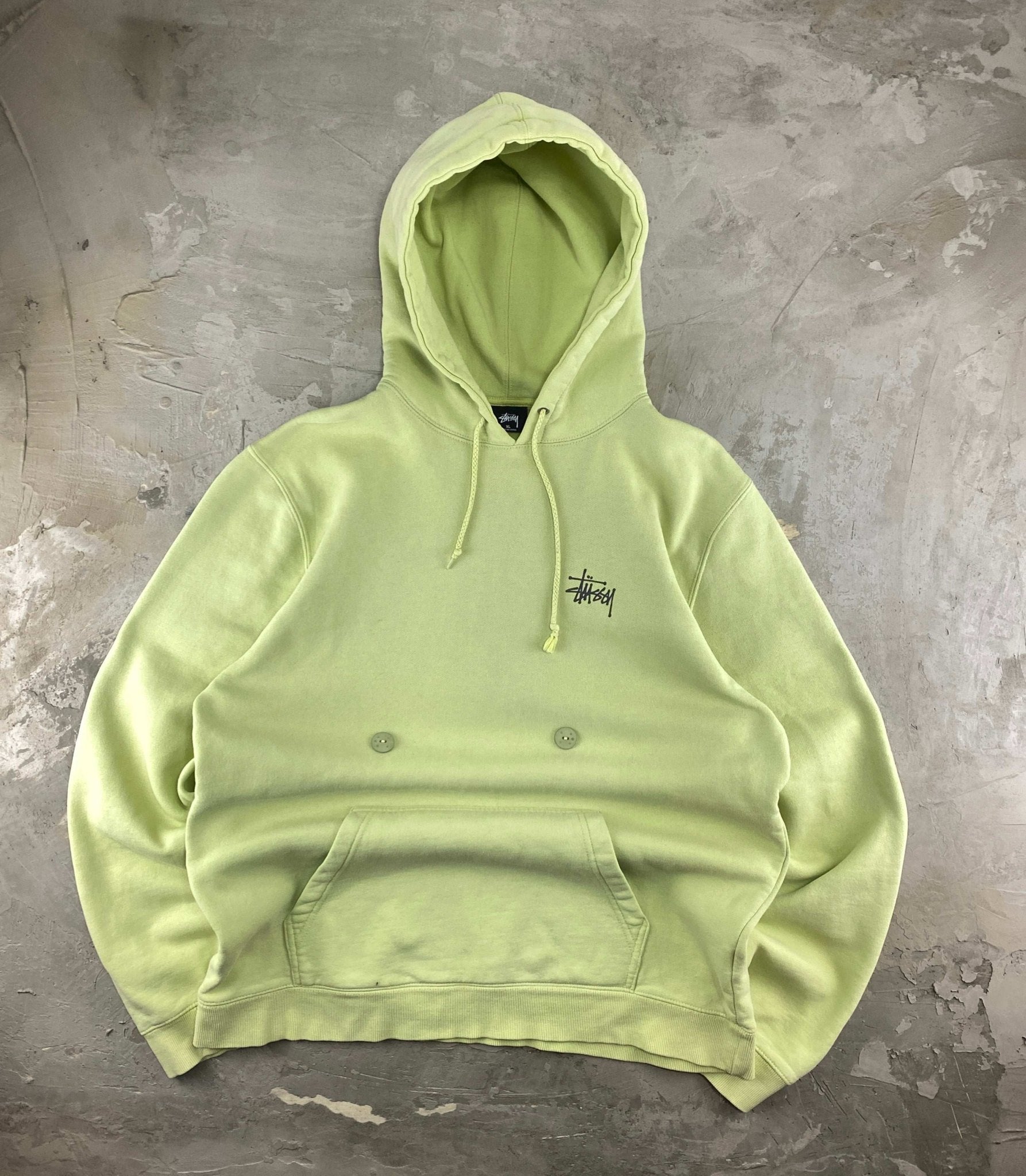 STUSSY SIGNATURE HOODIE ACID GREEN (XL) - XL - grabbers.studio