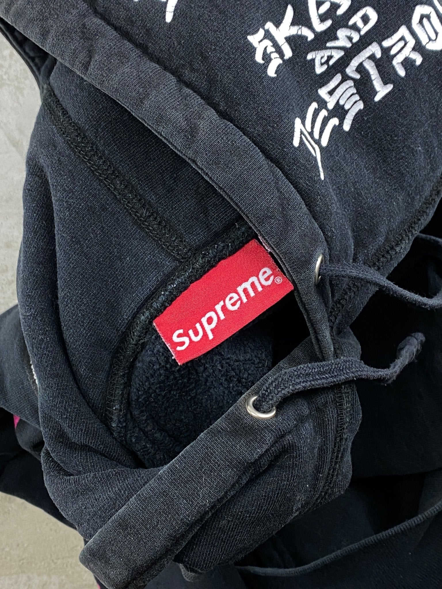 SUPREME X THRASHER HOODIE “SKATE & DESTROY” BLACK (L) - L - grabbers.studio