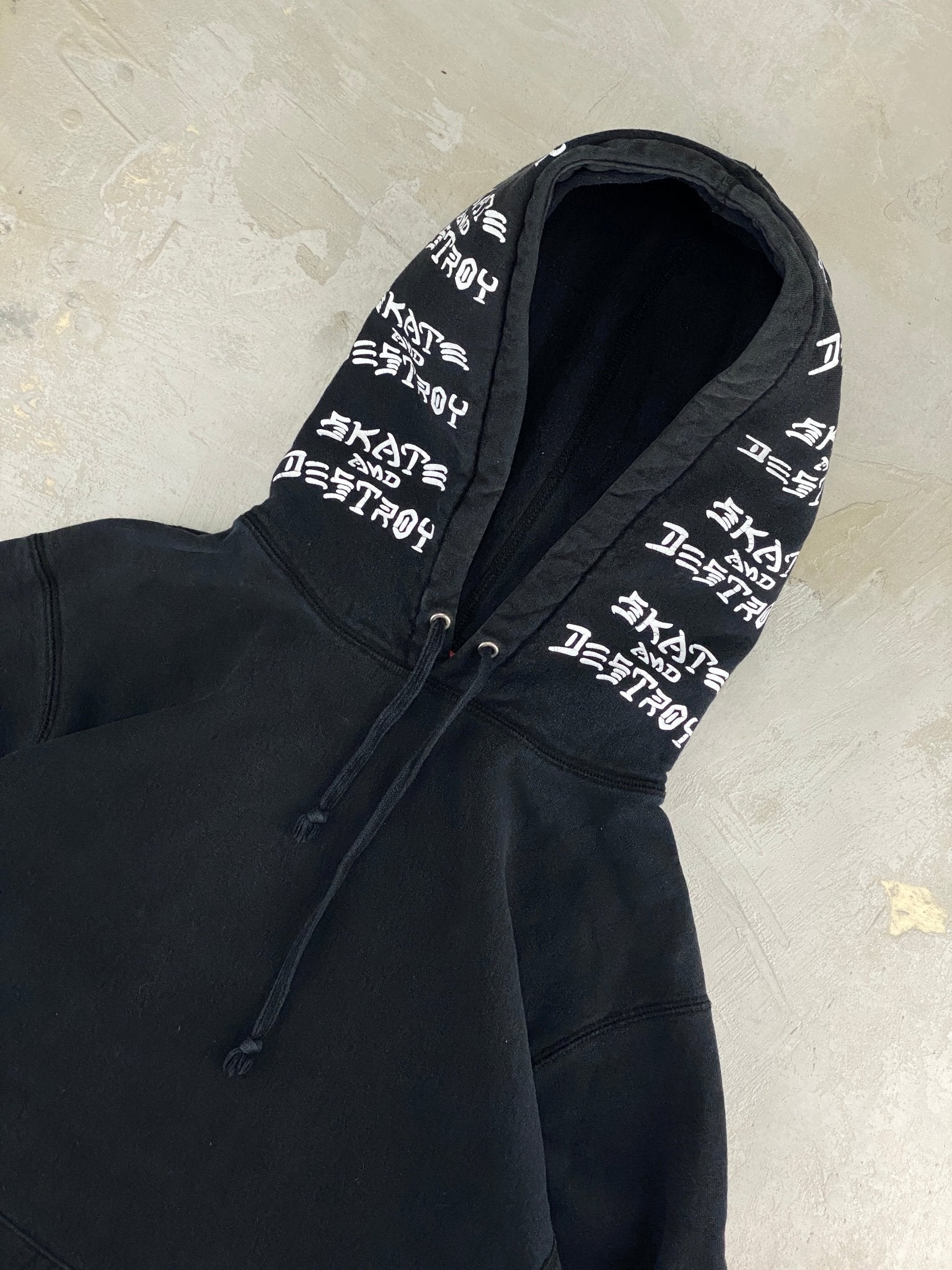 SUPREME X THRASHER HOODIE “SKATE & DESTROY” BLACK (L) - L - grabbers.studio
