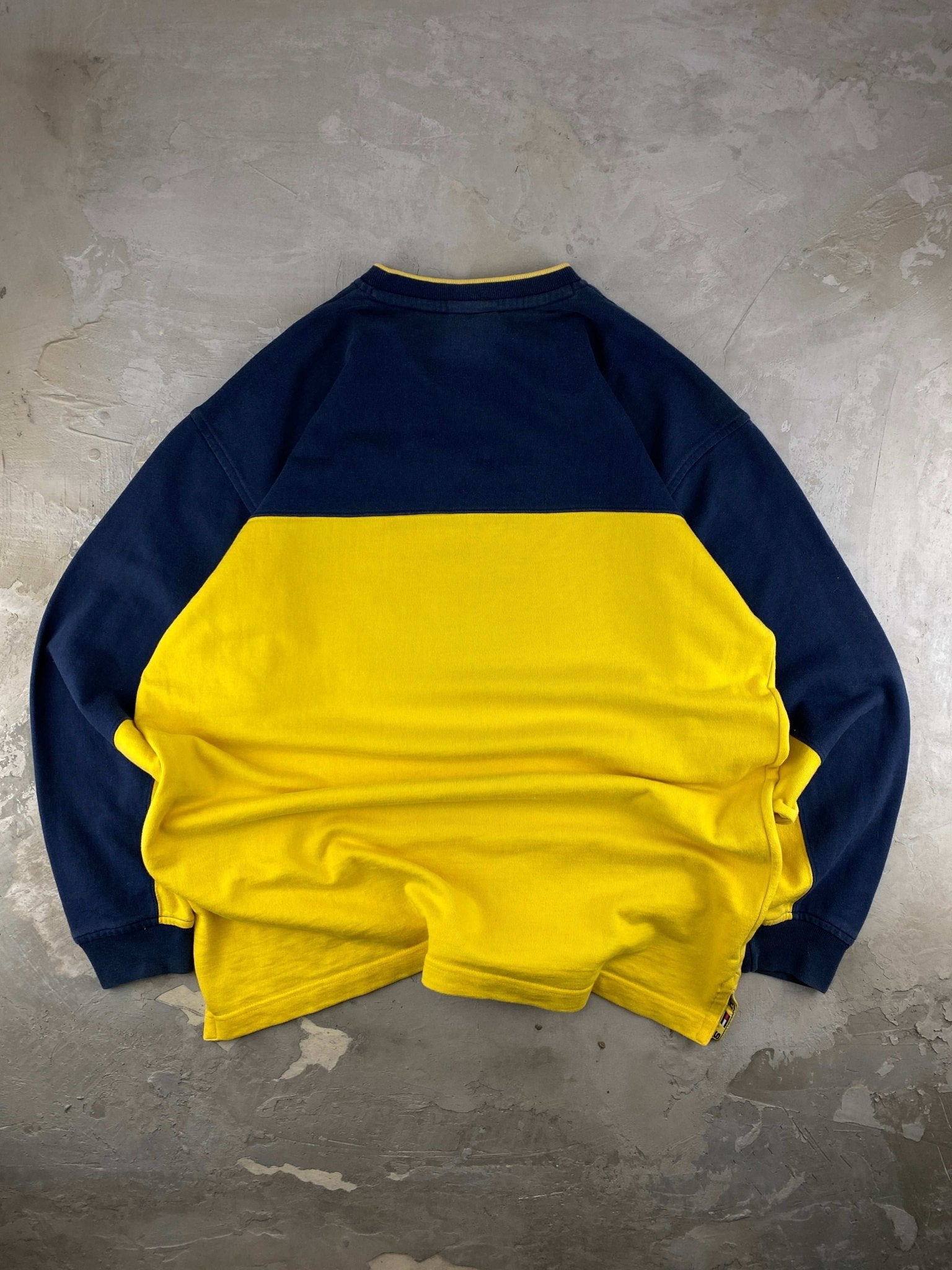 TOMMY HILFIGER ATHLETICS COLLOR BLOCK PULLOVER YELLOW/BLUE NAVY (L) - L - grabbers.studio
