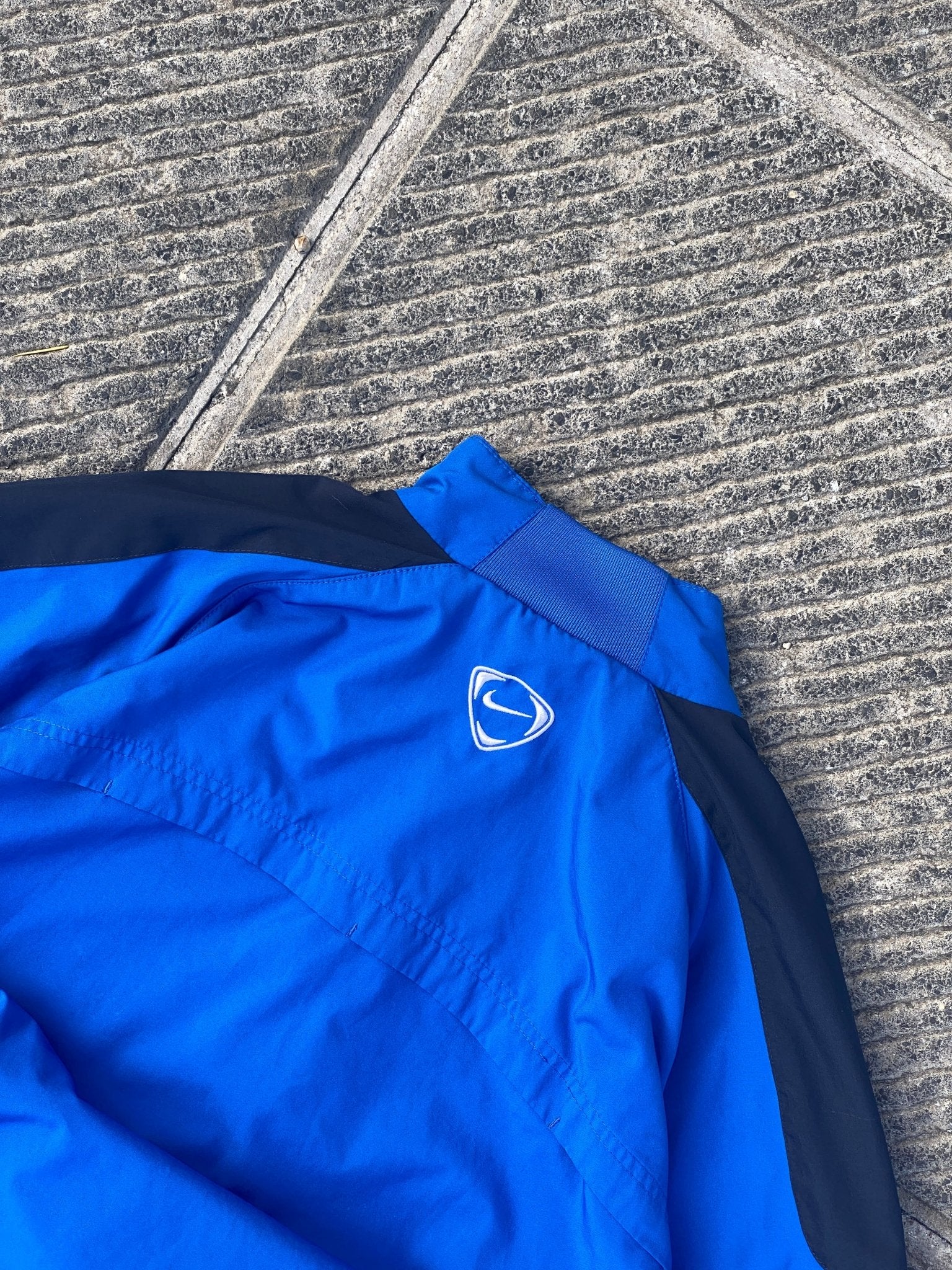 Vintage 00s Nike Total90 Track Jacket Blue/Black (S/M) - M - grabbers.studio