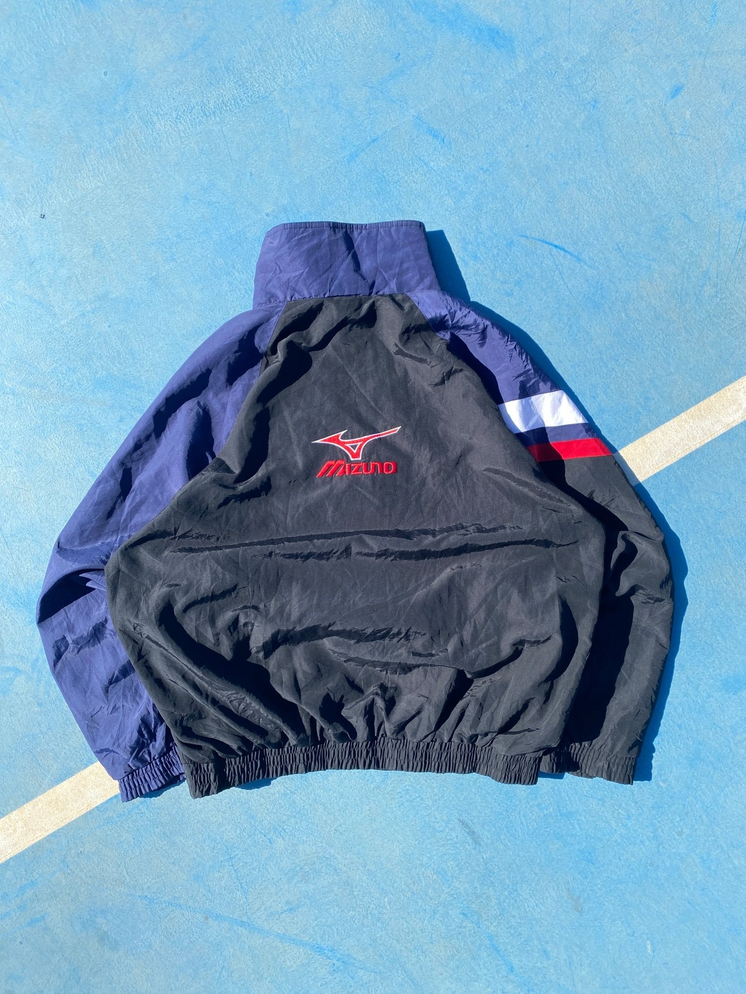 VINTAGE MIZUNO MADE IN JAPAN TRACK JACKET BLUE/BLACK (XL) - XL - grabbers.studio